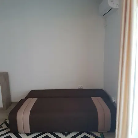 Apartament Mikela Năvodari