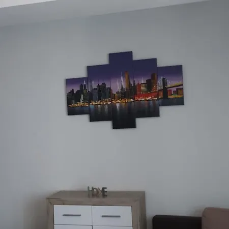 アパート Apartament Mikela